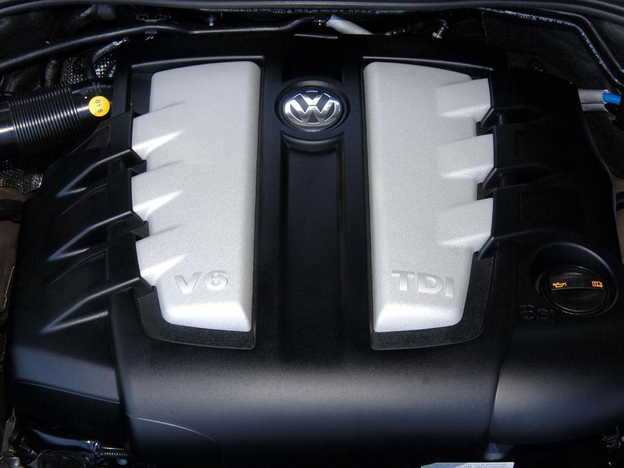  Volkswagen Touareg V6 TDi 2004 года  (ZA) (фото 5 из 11)